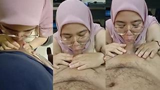 Temen Kantor SiChubby Doyan Ngemut Bokep Indo